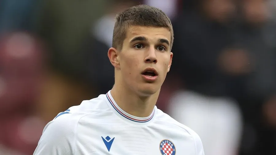 vip 注册地址-法尔克：拜仁球探称武斯科维奇在场上太傲慢，因此放弃签他